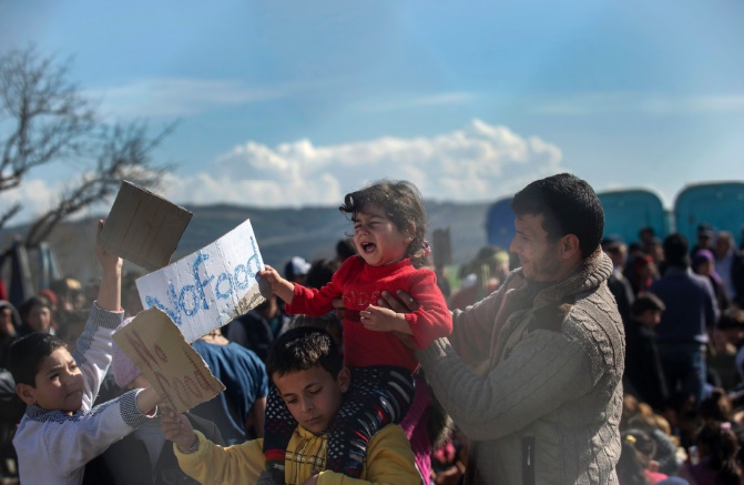 La famine pourrait avoir fait des “milliers” de morts dans les zones assiégées en Syrie