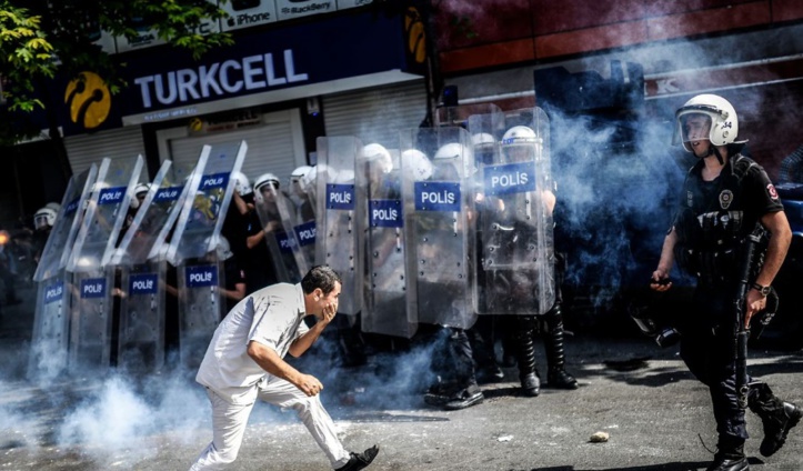 Heurts entre armée turque et militants kurdes à Diyarbakir