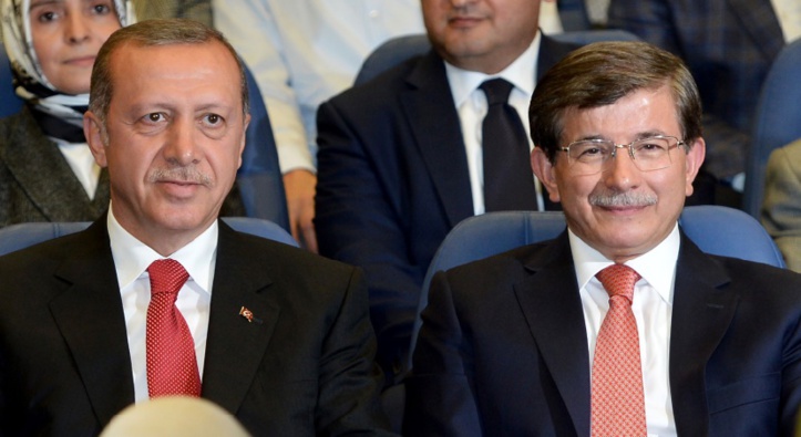 Un allié d'Erdogan favori pour succéder à Davutoglu