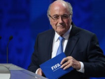 Blatter affirme que des tirages au sort ont été truqués en Europe