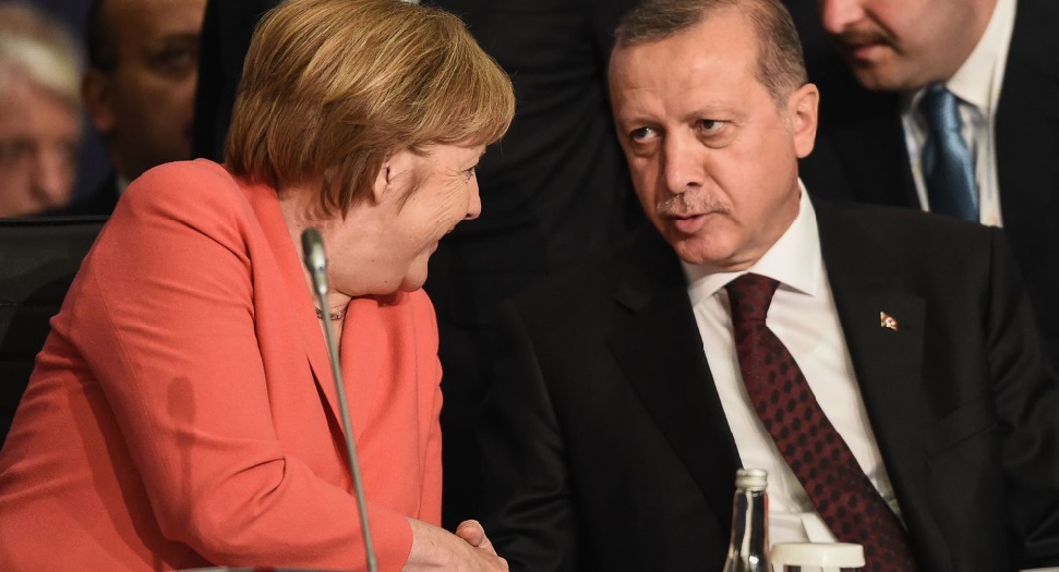 Merkel contre de nouveaux pourparlers d'adhésion Turquie-UE