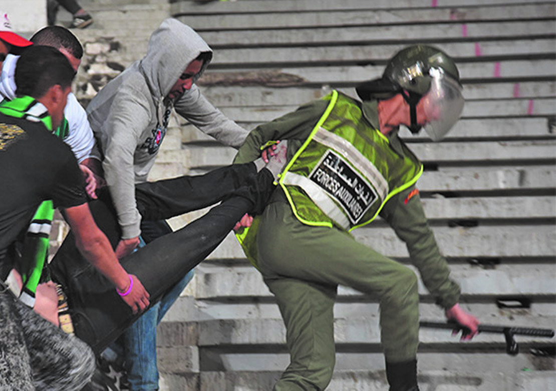 Arrestation d’un supporter de football accusé de l’agression d’un policier