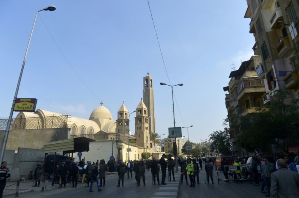 25 morts dans un attentat à la bombe dans une église du Caire