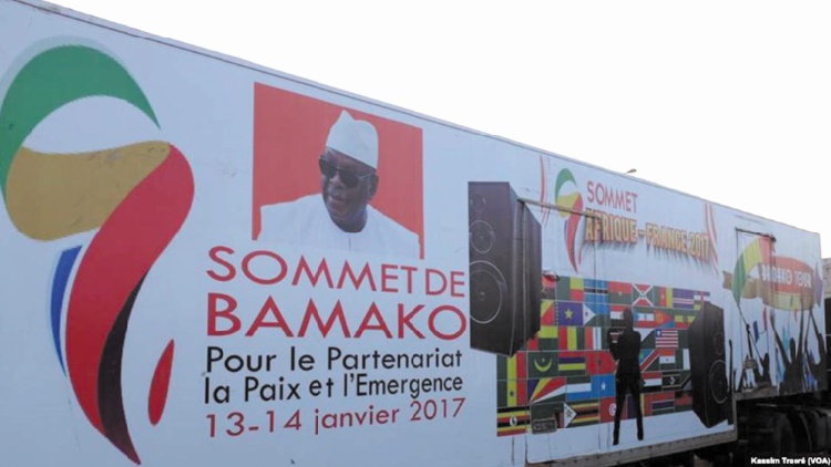 Forces africaines et respect des Constitutions à l'agenda du sommet Afrique-France à Bamako