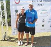 El Kebir Haggouch en compagnie de la n°1 du golf national, Maha Haddioui .