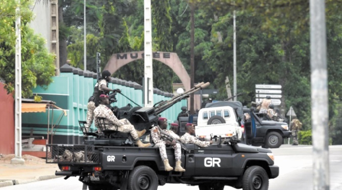 Poursuite des mutineries de soldats en Côte d'Ivoire