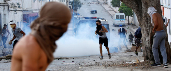 Des dizaines de blessés suite à des heurts entre forces de l'ordre et manifestants à Al Hoceïma