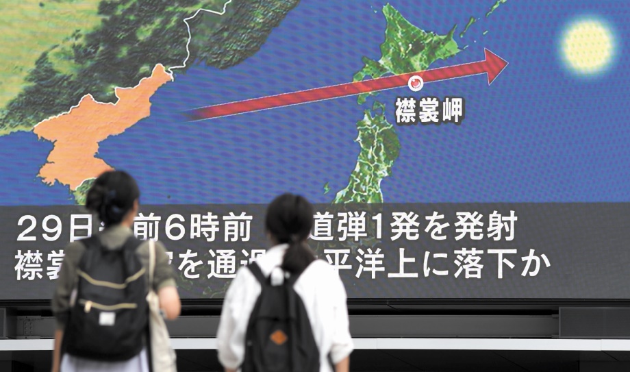 Un missile nord- coréen survole le Japon