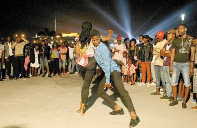 Aux racines de la kizomba, la danse angolaise qui séduit le monde