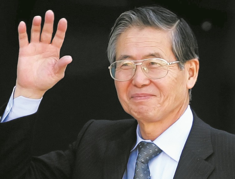 Alberto Fujimori, l'ancien homme fort qui divise encore le Pérou