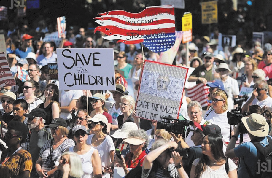 Des milliers de manifestants américains contre la politique migratoire de Trump