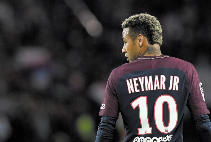 L'An I de Neymar au PSG : Entre telenovela mondiale et déceptions sportives