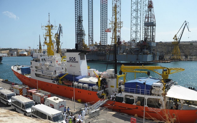 L'Aquarius cherche un port pour 11 migrants secourus au large de la Libye