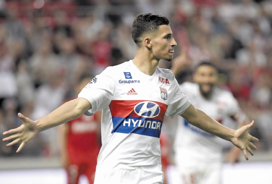 Aouar : Retour en pleine lumière