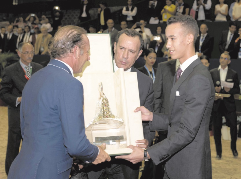 SAR le Prince Héritier Moulay El Hassan  a présidé la cérémonie de remise du Grand Prix de SM le Roi Mohammed VI de saut d’obstacles.