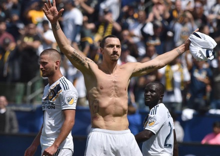 Ibrahimovic dévoilera une statue à son effigie à Malmö