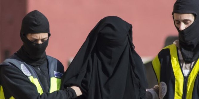 Un recruteur de femmes pour Daech jeté en prison à Mellilia