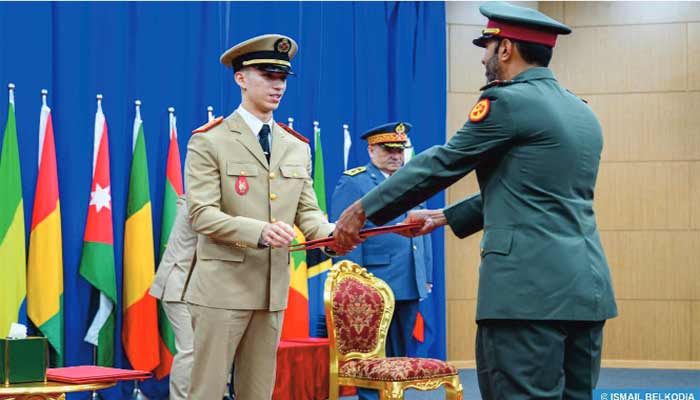 SAR le Prince Héritier Moulay El Hassan préside à Kénitra la cérémonie de sortie de la 24ème promotion du Cours Supérieur de défense et de la 58ème promotion du Cours Etat-Major
