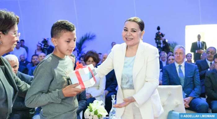 SAR la Princesse Lalla Asmaa préside la cérémonie de fin d’année scolaire de la Fondation Lalla Asmaa pour enfants et jeunes sourds