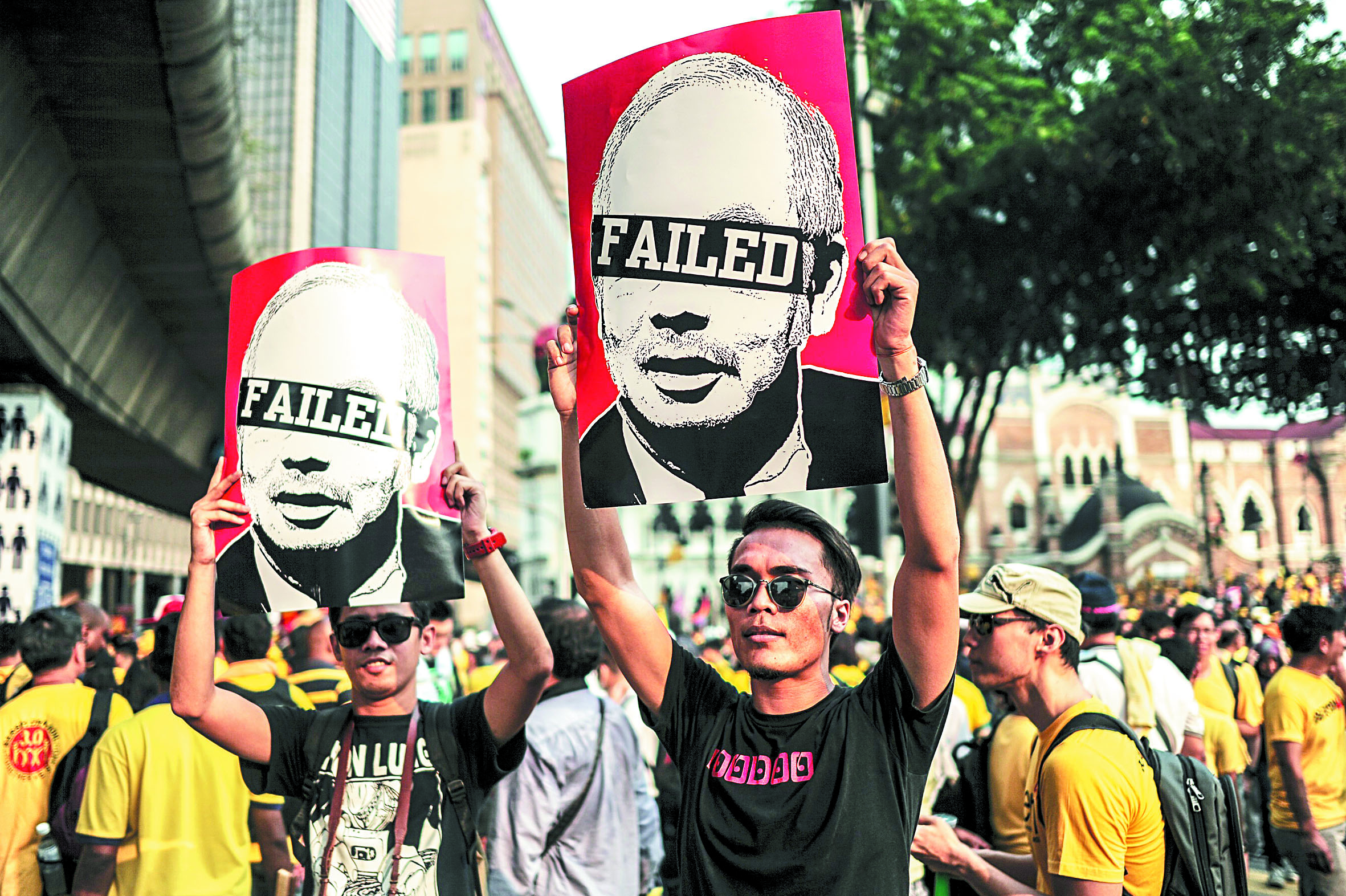 Manifestations massives à Kuala Lumpur  pour la démission du Premier ministre malaisien