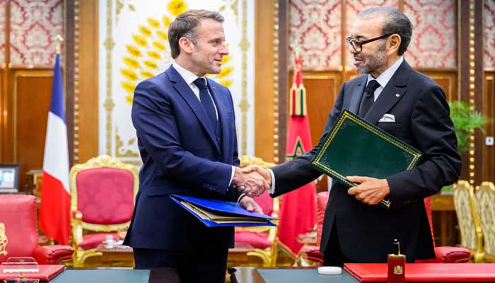 SM le Roi Mohammed VI et le Président Emmanuel Macron président la cérémonie de signature de plusieurs accords entre le Royaume du Maroc et la République française