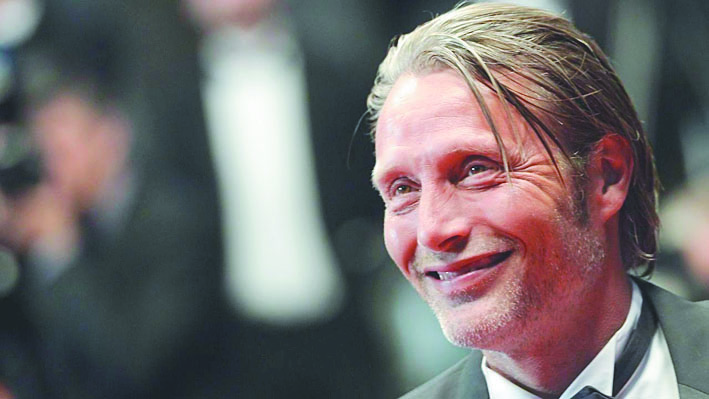 Mads Mikkelsen J'aime les rôles  de méchants