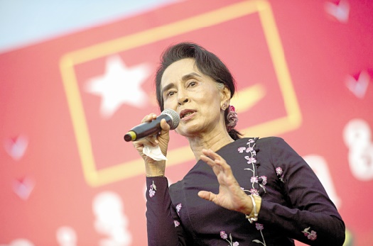 Victoire écrasante en vue pour Aung San Suu Kyi en Birmanie