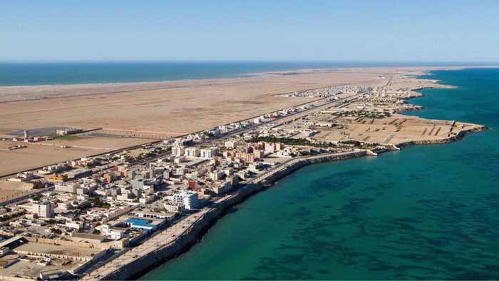 Débat sur les potentialités de développement et les défis environnementaux de la baie d'Oued Eddahab