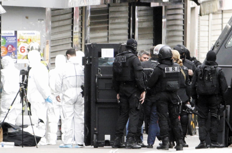 Paris : Assaut déterminant à Saint-Denis