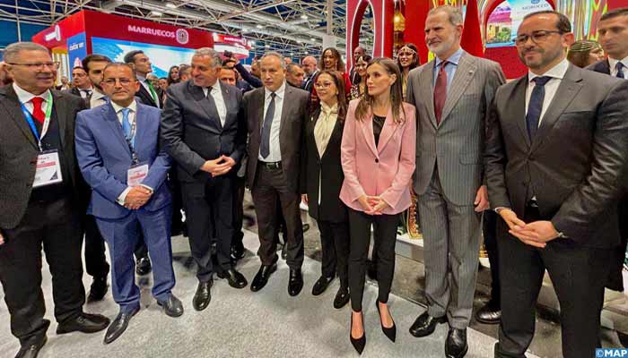 Foire internationale du tourisme : Le couple royal espagnol visite le pavillon du Maroc