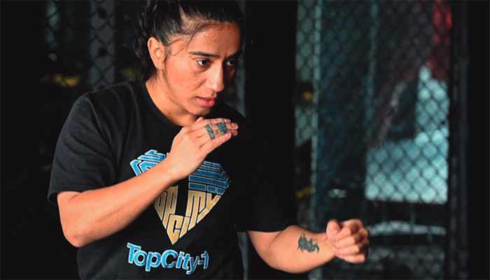 Anita Karim encaisse coups et critiques pour défendre le MMA au Pakistan