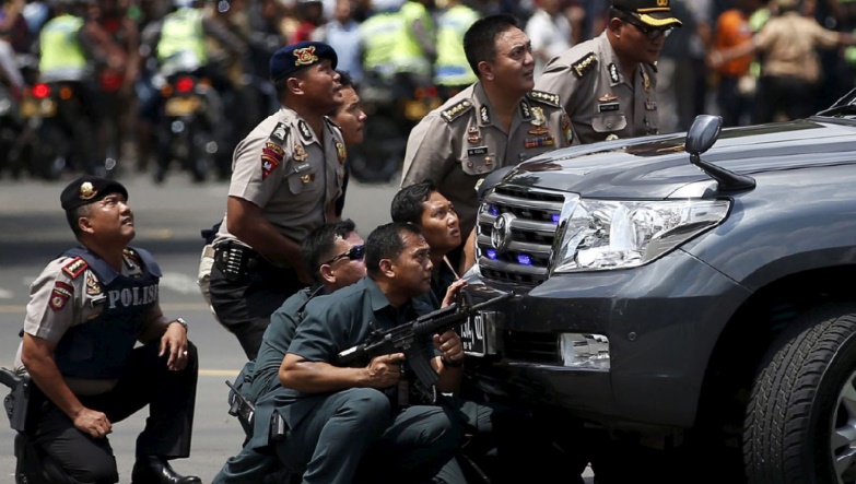 Des assaillants identifiés après les attentats de Jakarta