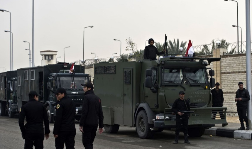 Deux islamistes armés tués dans un quartier résidentiel du Caire