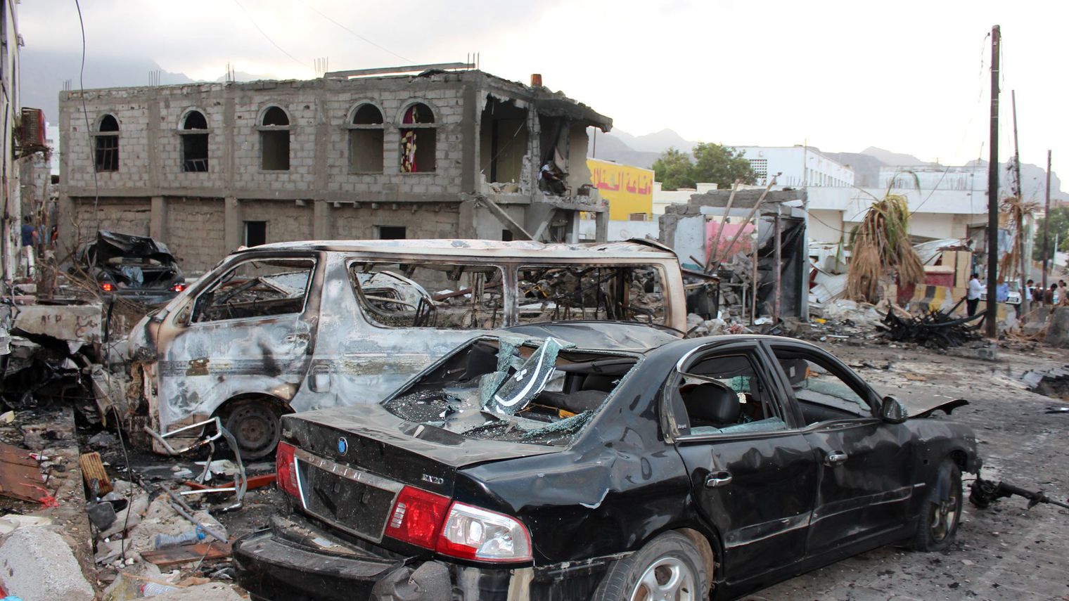 4 soldats tués dans un attentat suicide à Aden