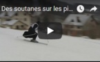 Des soutanes sur les pistes de ski polonaises !