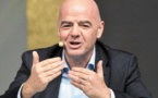 Infantino poursuit son chemin malgré la fronde qui monte