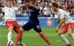 Les Bleus renversés par le Danemark Mbappé blessé