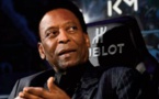 Pelé, hospitalisé, se sent fort, et plein d'espoir