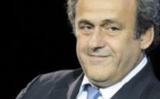 Platini défend le carton blanc