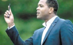 Patrick Kluivert nommé directeur du football du Paris SG