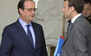 Emmanuel Macron lâche Hollande pour se rapprocher d'une candidature à l'Elysée