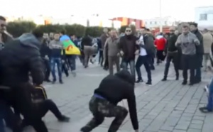 Des manifestants s'en prennent à une résidence de la police à Al-Hoceima