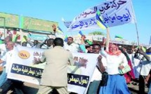Plusieurs opposants soudanais arrêtés : Les locaux du parti au pouvoir incendiés