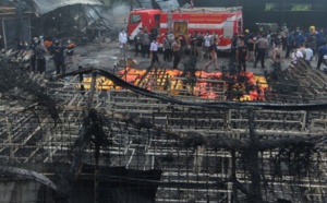 23 morts dans l'incendie d'une usine de feux d'artifice en  Indonésie