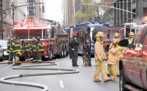 Enormes incendies à New York et Bombay