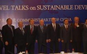 Rapport de la Commission de l’Internationale socialiste pour une Société mondiale durable (Septembre 2009) :   D'une économie à haute teneur en carbone à une société à faible teneur en carbone