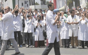 Le personnel du CHU Ibn Rochd en grève