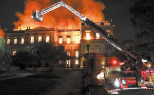 Indignation générale après l'incendie du Musée national de Rio