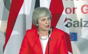 Theresa May humiliée à Salzbourg