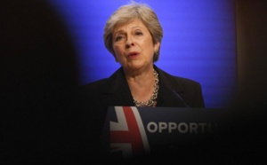 Theresa May confrontée à des menaces de démission de ses ministres